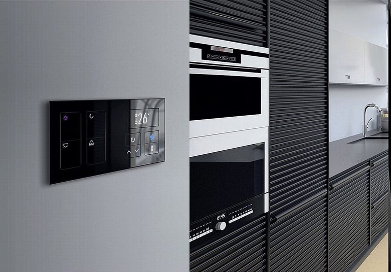 Dubai Smart Climate Control Systems | Automated AC for UAE Homes