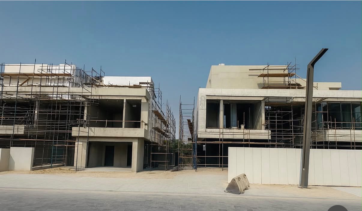 LuxSmart smart villa project in Jumeira Island Dubai
